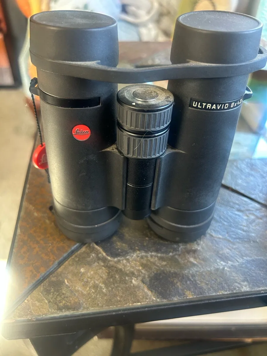 Leica Ultravid 8x42 Binoculars - Image 2