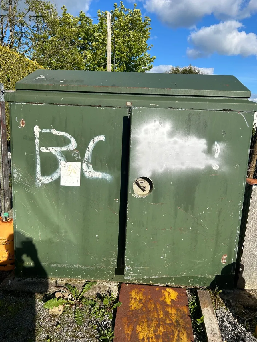 Lock cabinet - Image 1