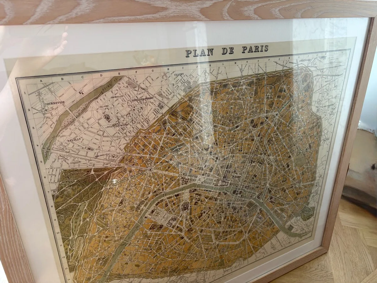 Framed old map of Paris - Image 2