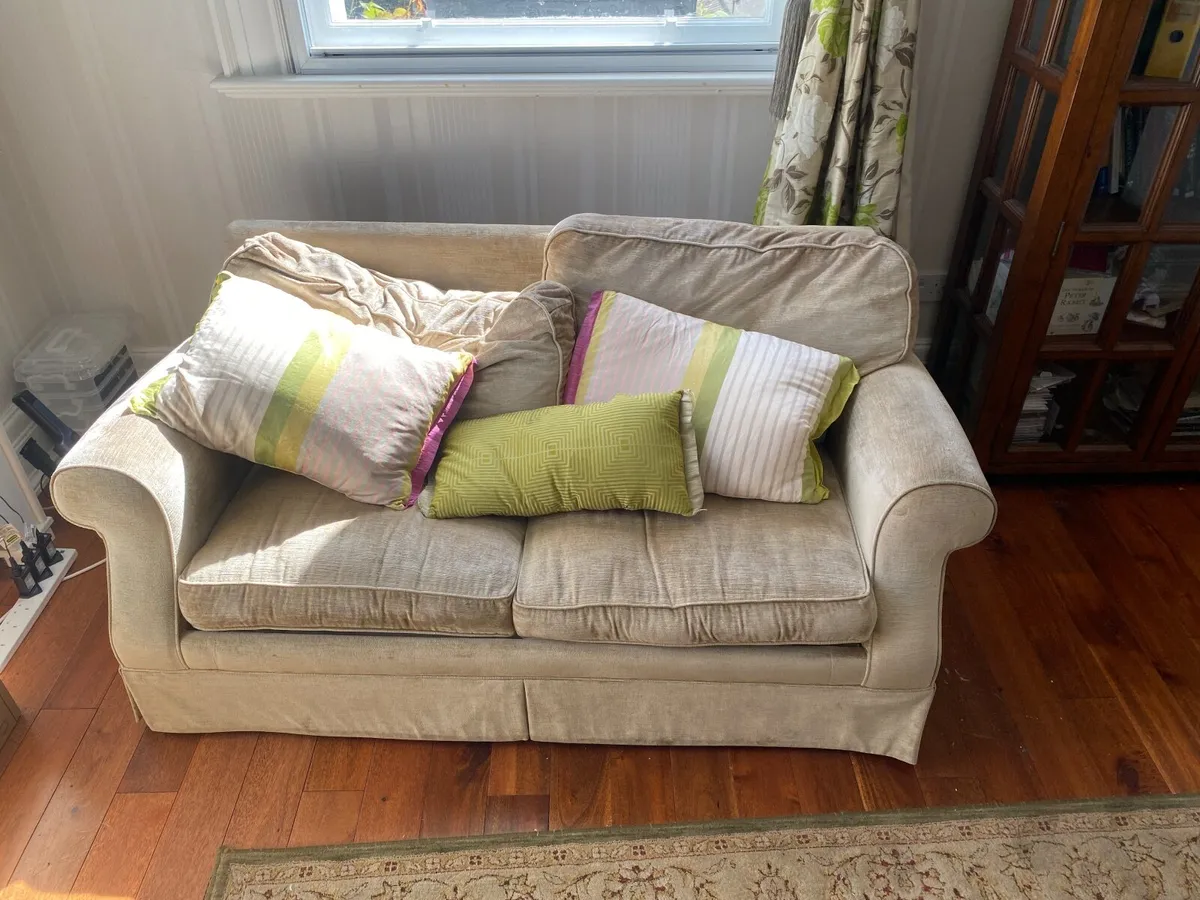 Couch - Image 3