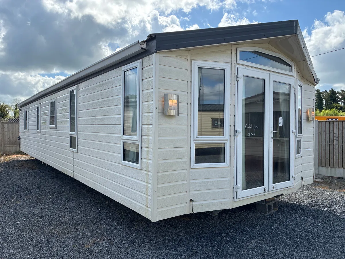 3 BED FULL RESEDENTIAL SPEC VOGUE LODGE - Image 3