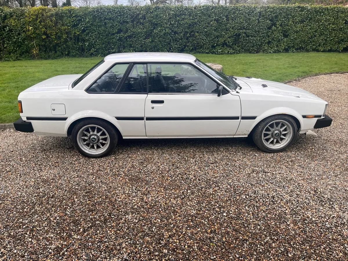 Toyota Corolla - Image 3