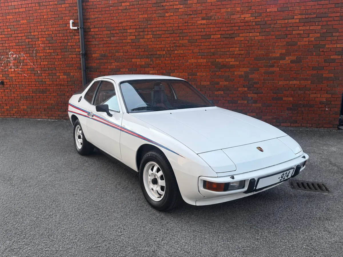 1977 Porsche 924 Martini Edition *60k Kms* - Image 2