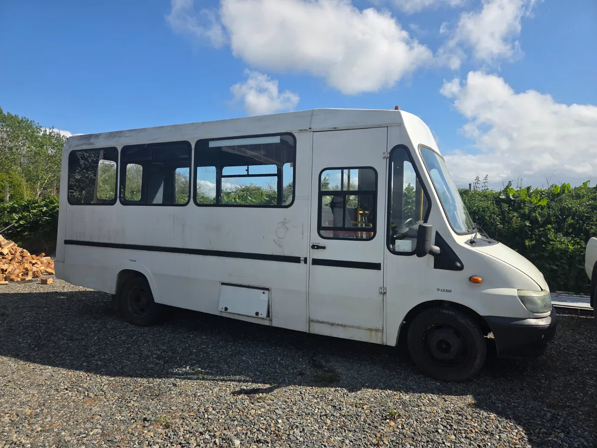 Camper - Image 1