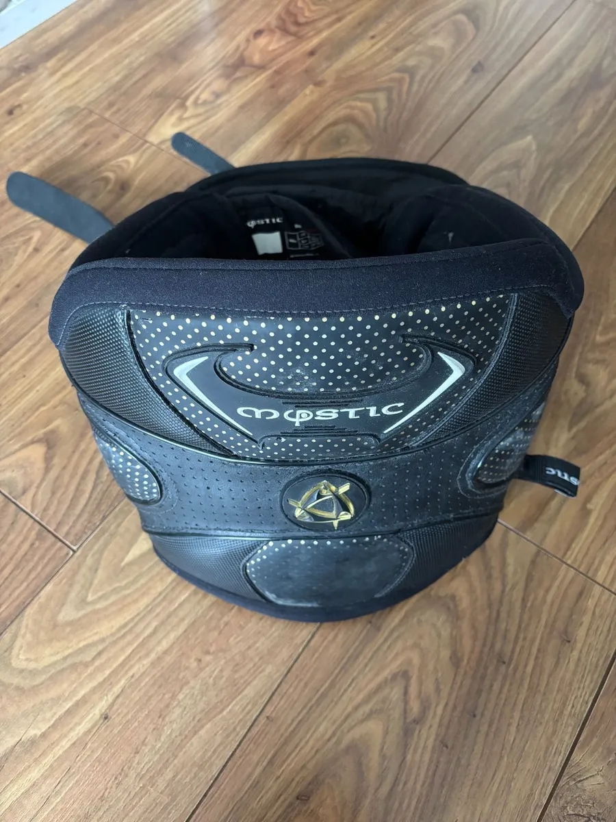 Mystic Kitesurfing / Windsurfing Waist Harness-L - Image 1