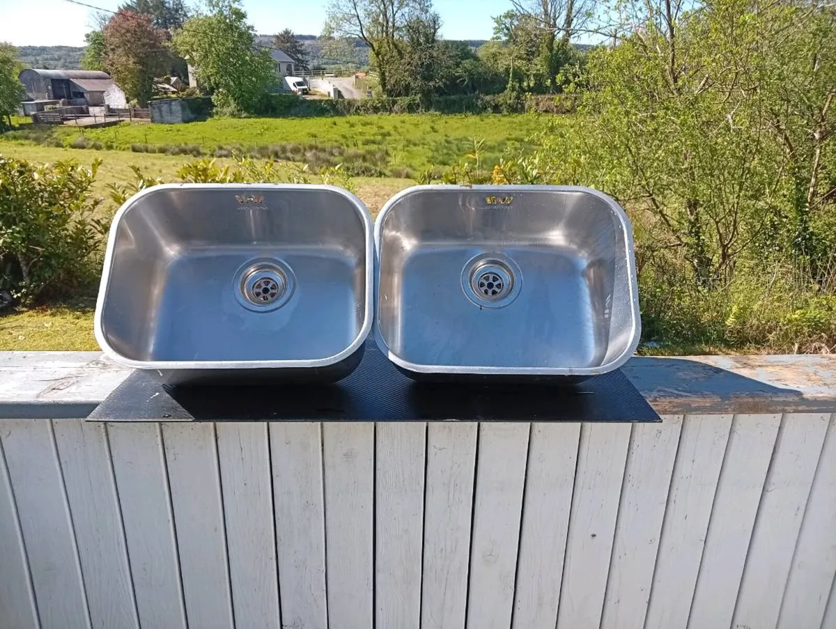 Smeg sink - Image 1