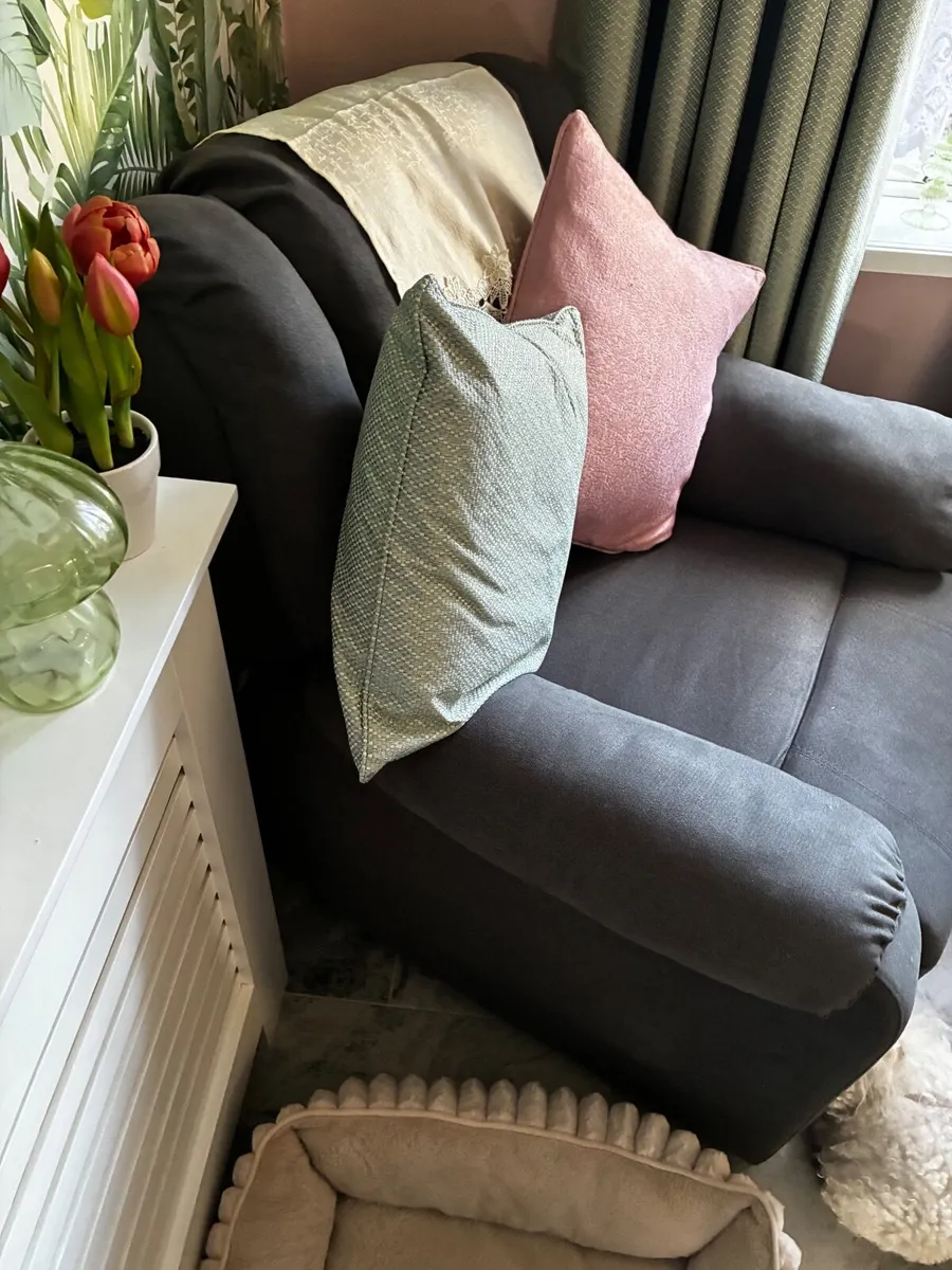 Armchairs - Image 2
