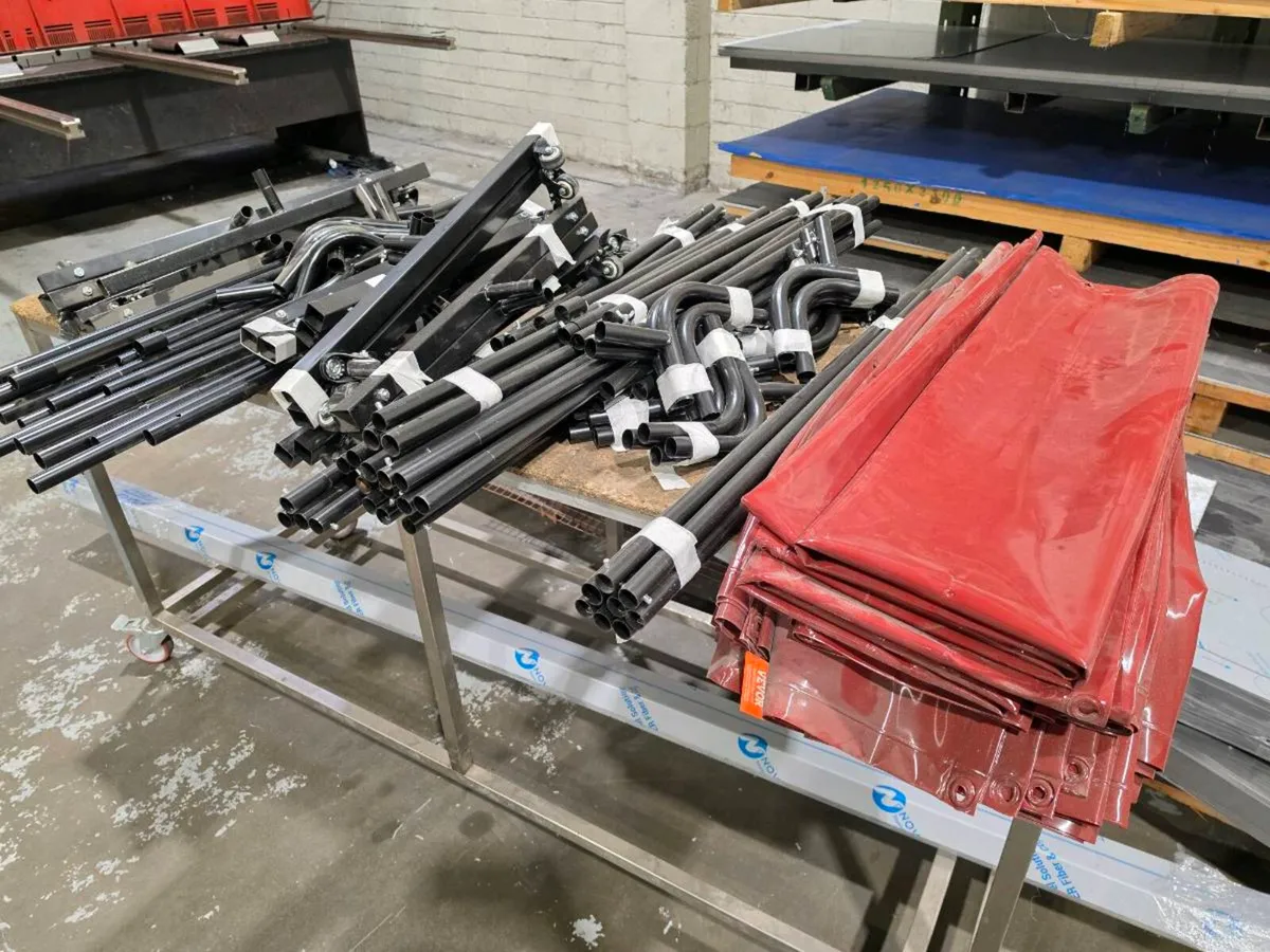 Factory contents - Image 2