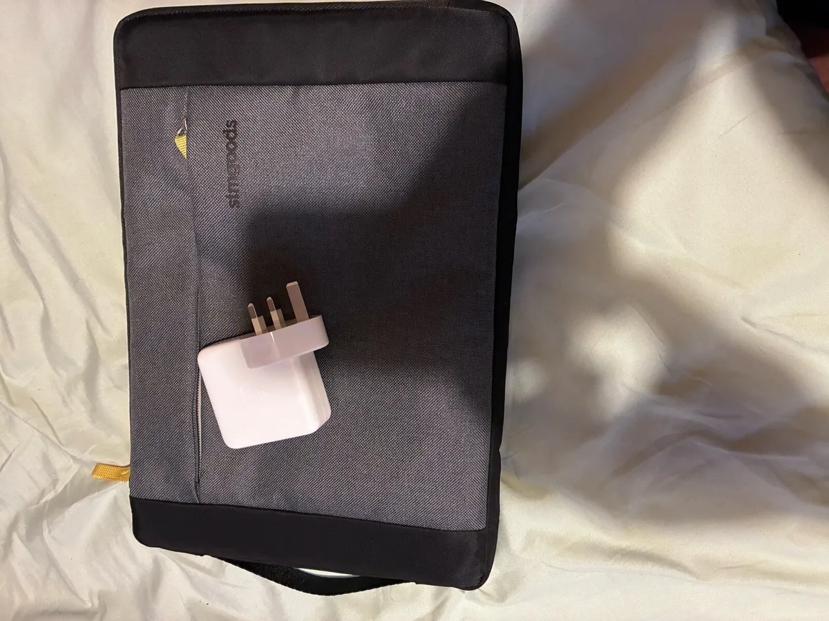 MacBook Air M5 brand new!!!! - Image 2