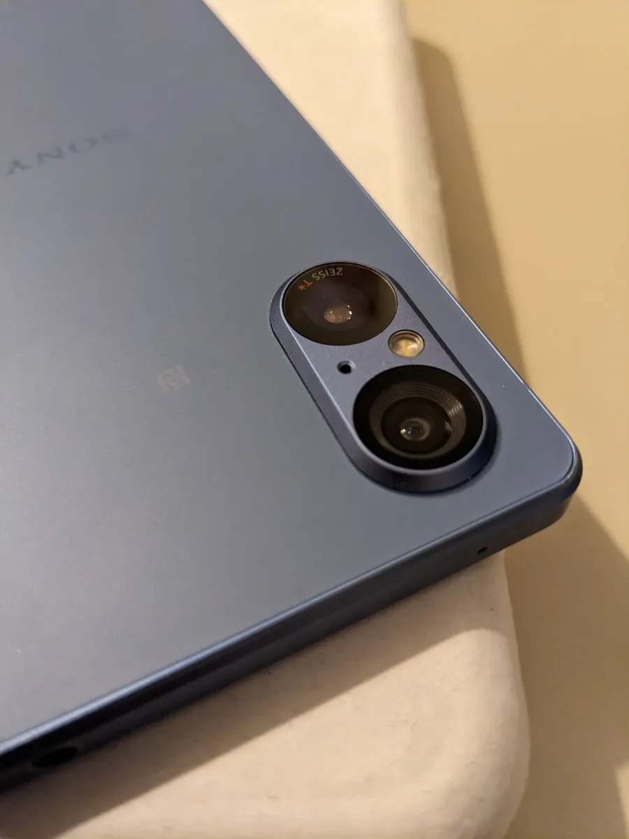 SONY Xperia 5 V - unlocked - Image 2