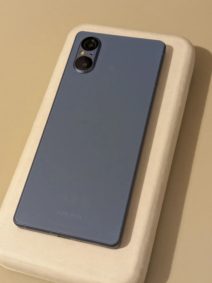 SONY Xperia 5 V - unlocked - Image 1