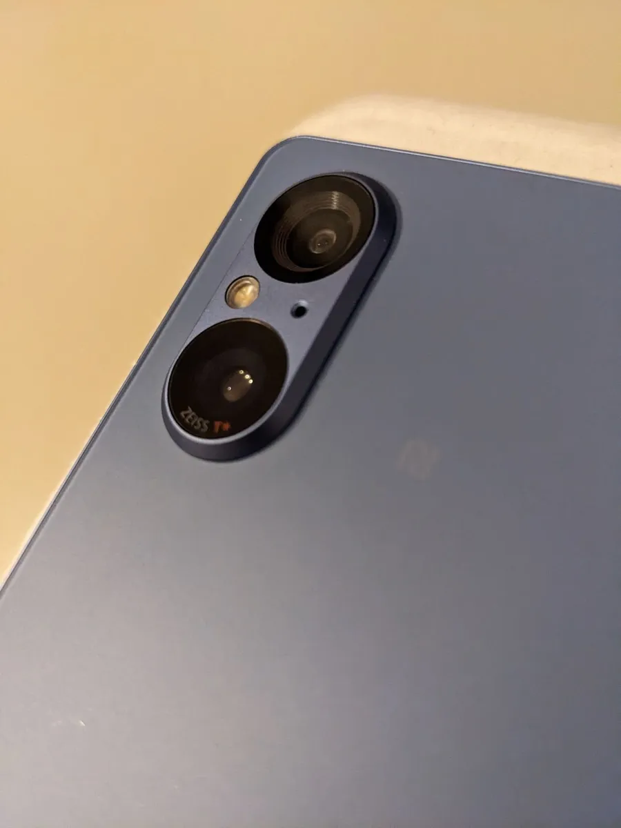 SONY Xperia 5 V - unlocked - Image 3