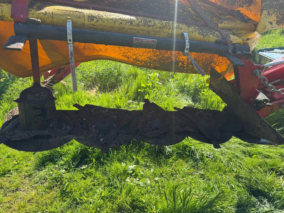 Farm machinery - Image 4