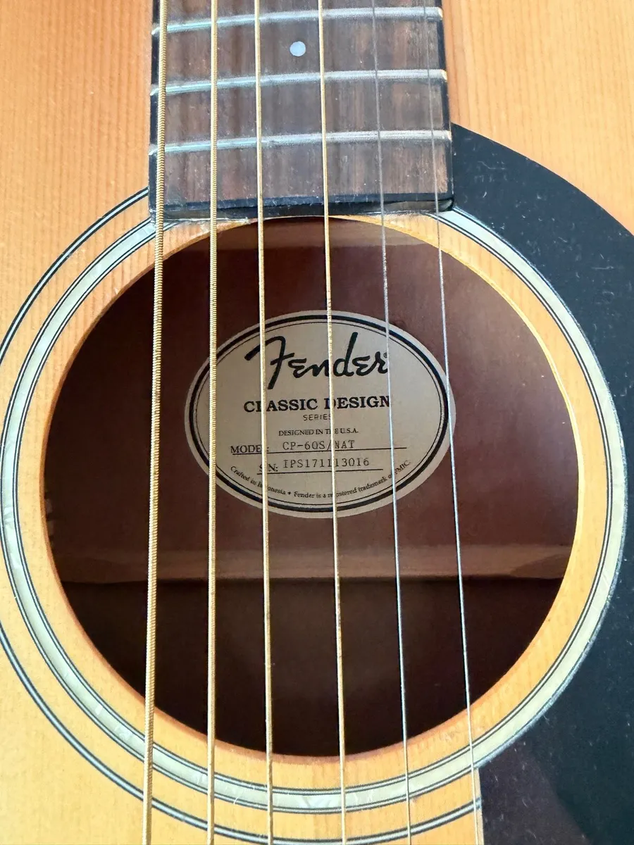 Fender acoustic guitar - Image 3