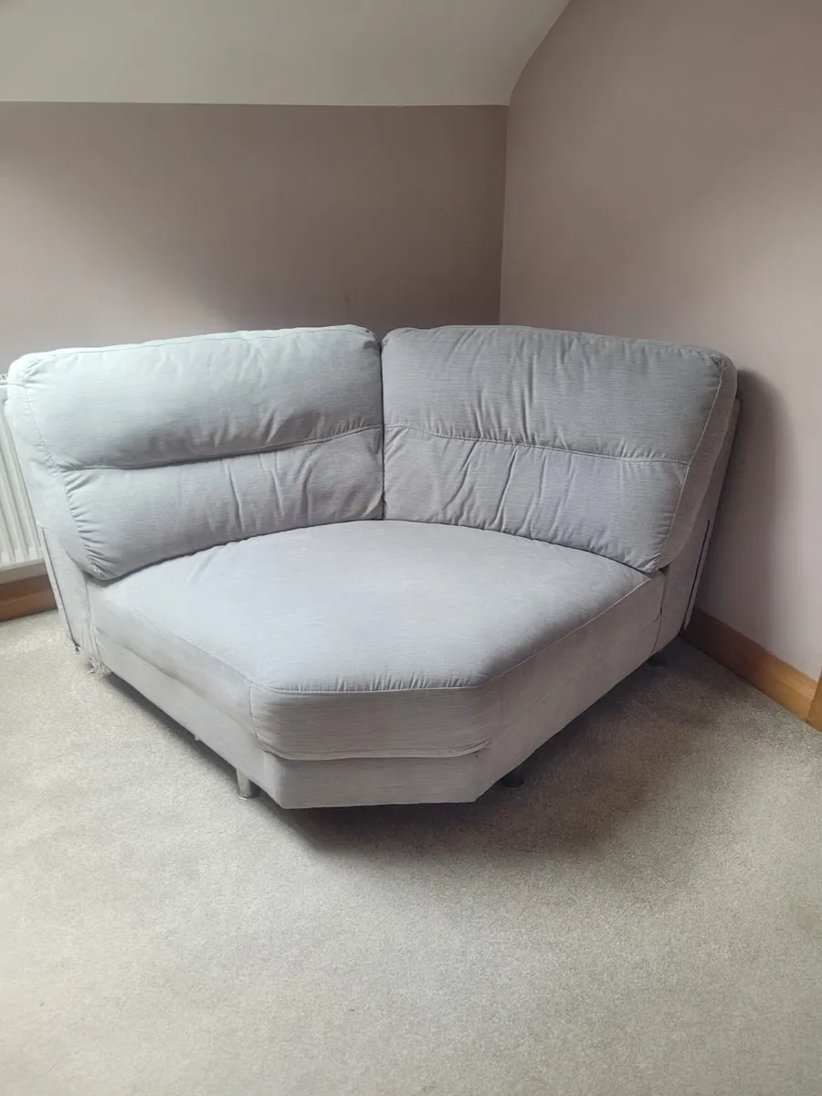 Grey corner piece and chair - Image 1
