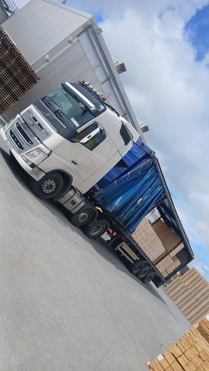 Volvo fh tractor unit - Image 2