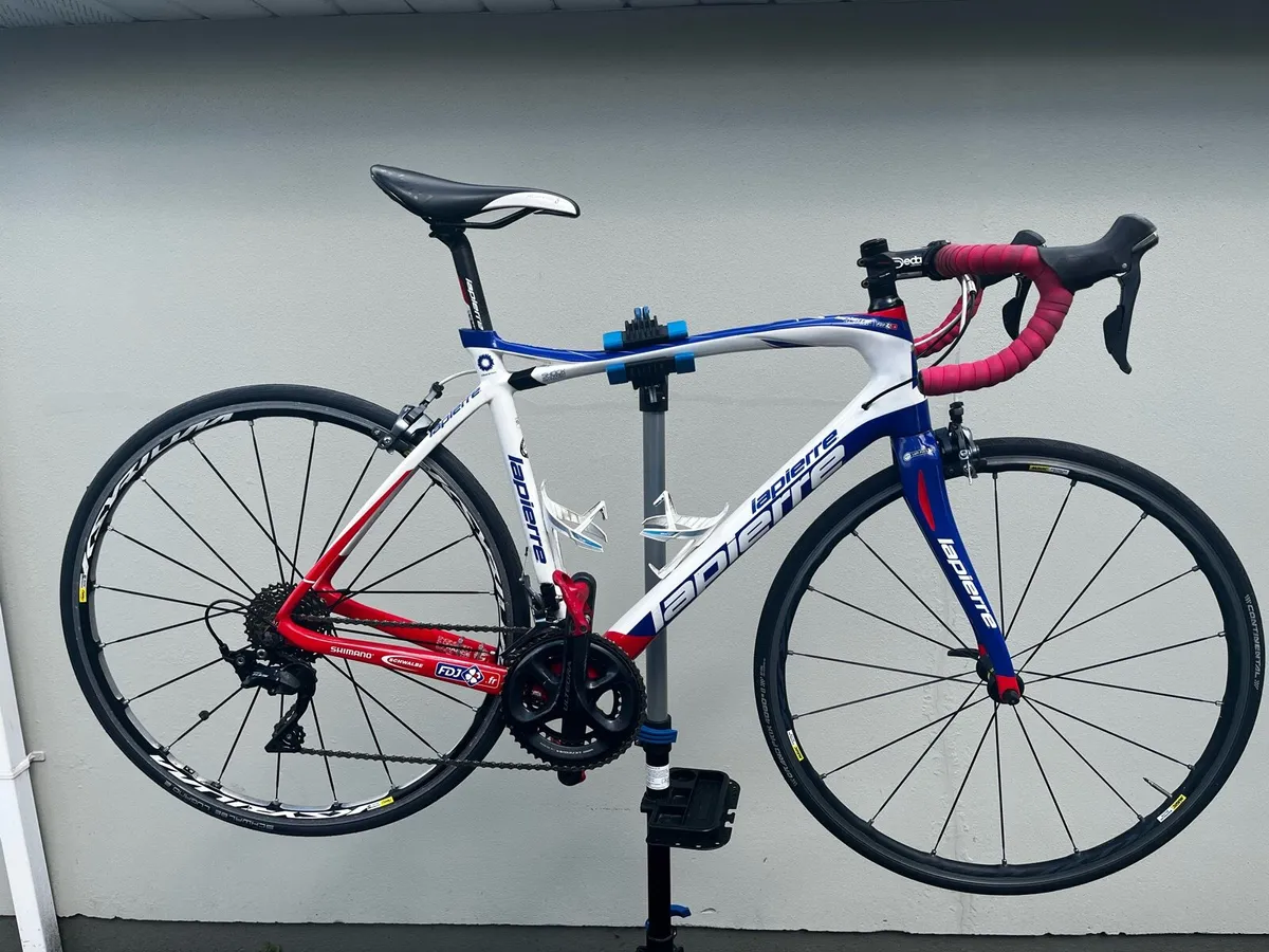 Lapierre Pulsium 500 full carbon road bike - Image 1