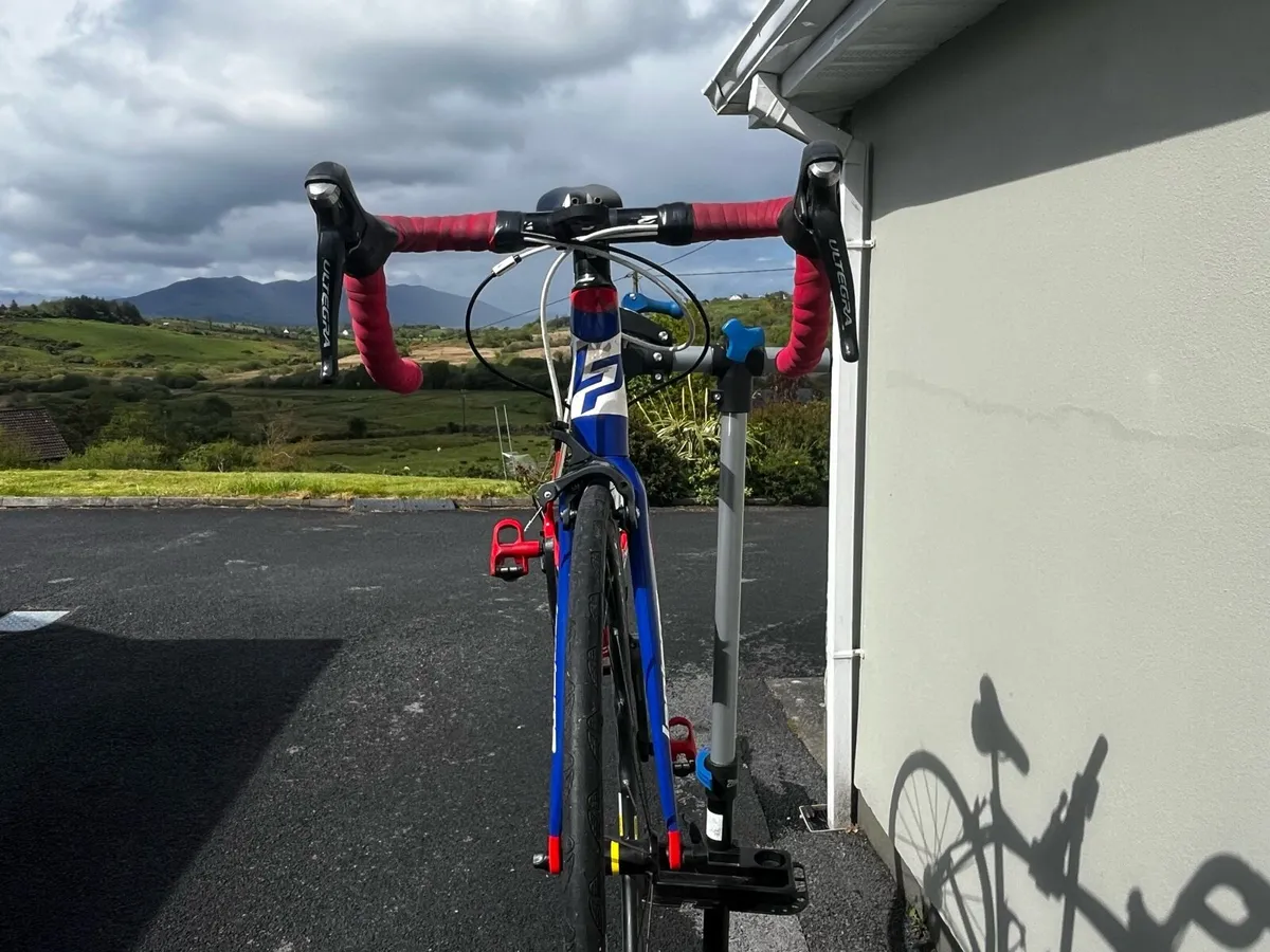 Lapierre Pulsium 500 full carbon road bike - Image 2