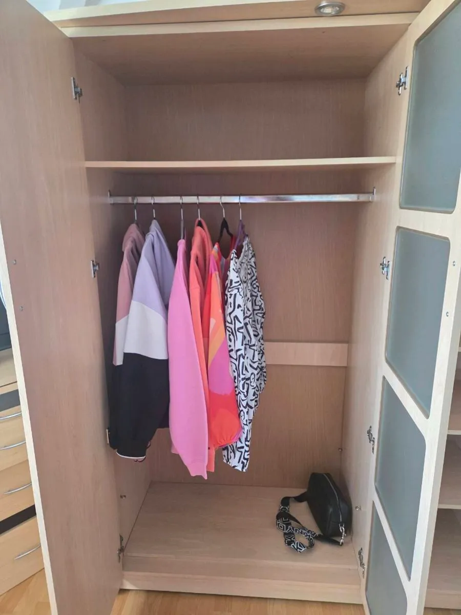 Wardrobe - Image 3