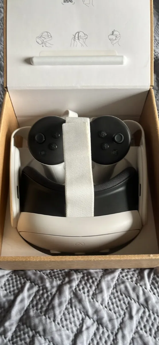 Meta Quest 3 128GB excellent condition - Image 4