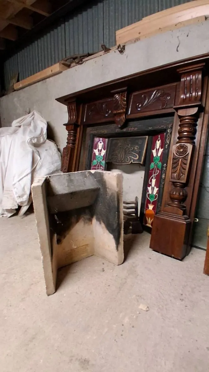 Complete fireplace with insert - Image 3