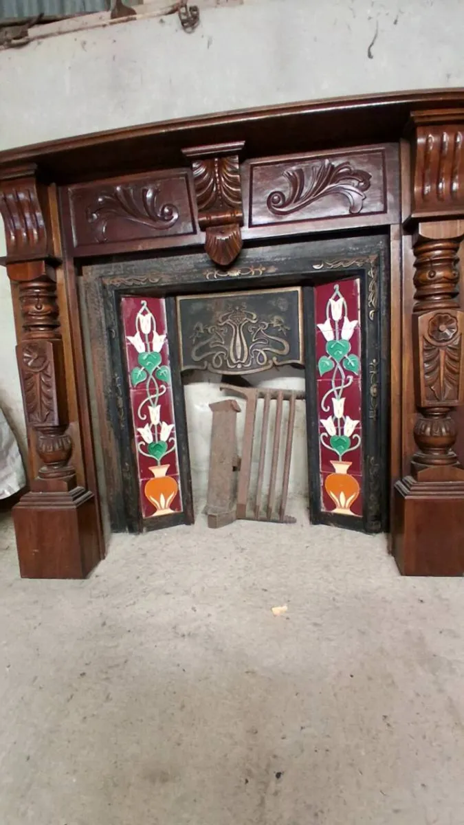 Complete fireplace with insert - Image 1