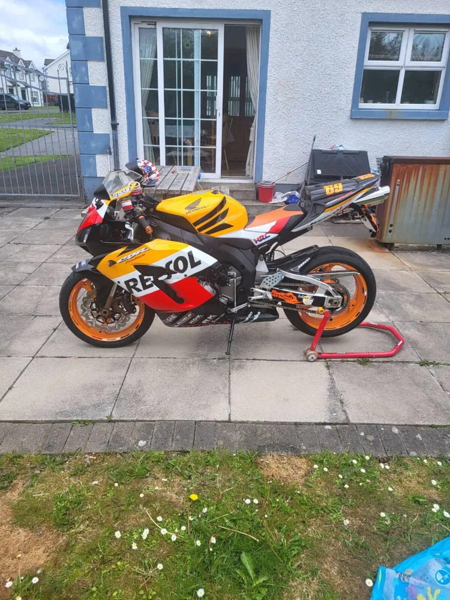 Motorbike - Image 2