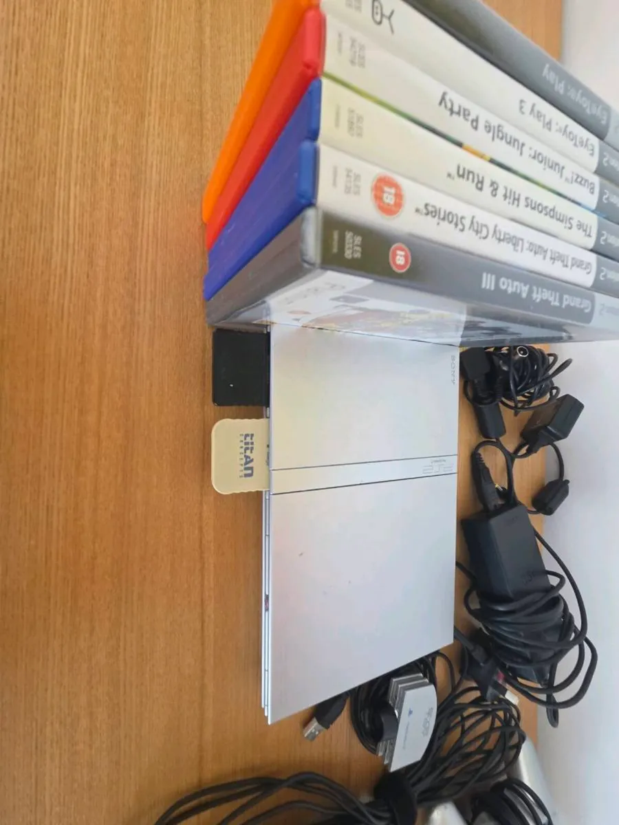 PS 2 Bundle - Image 2