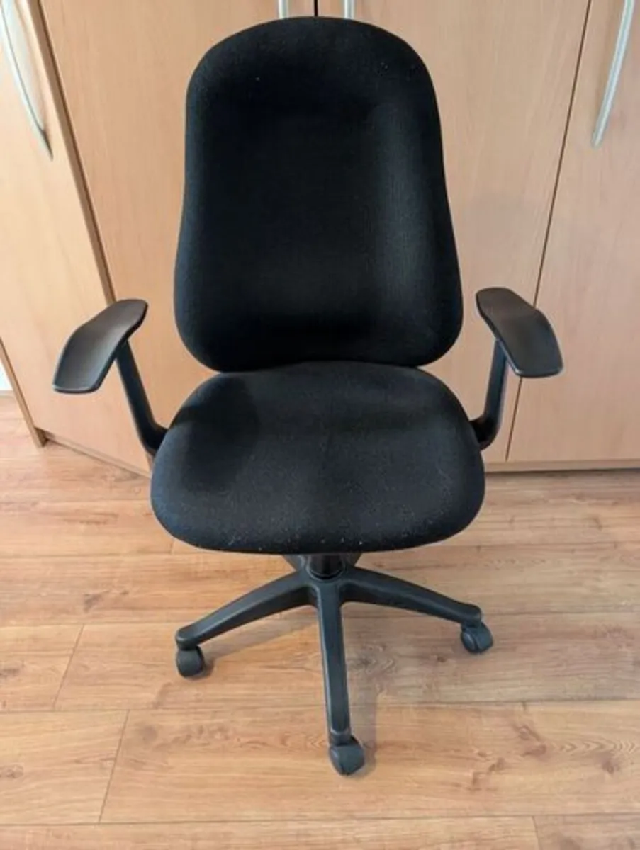 Office Chair - Image 3