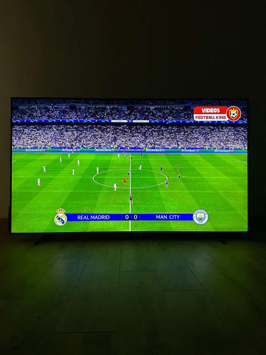 Samsung 85 inch tv - Image 2