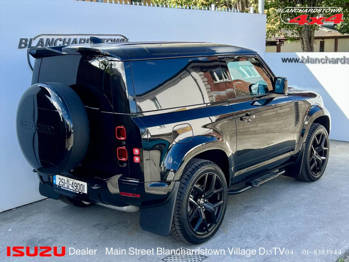 Land Rover Defender D250 X-DYNAMIC 3 SEATER VATQ - Image 2