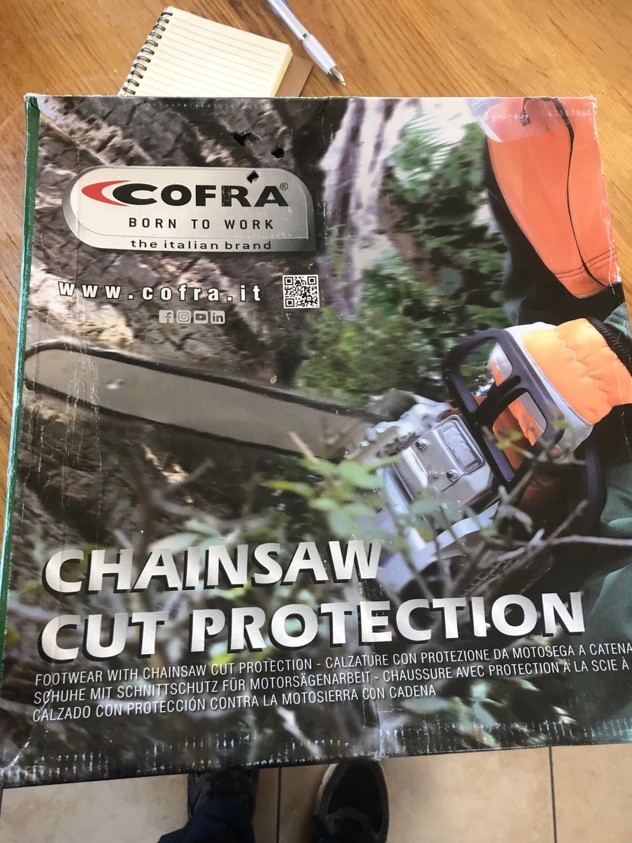 Chainsaw boots - Image 1
