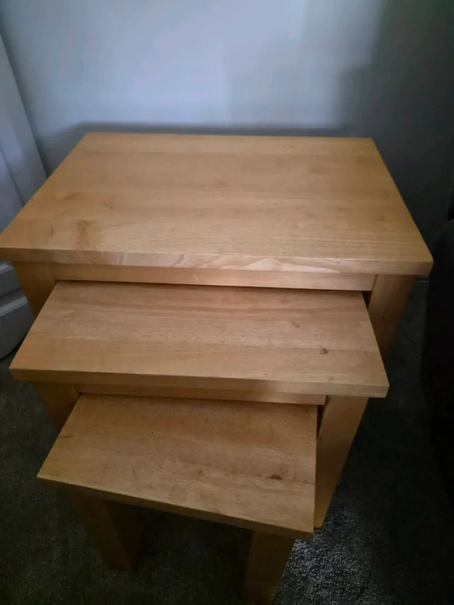 Nest of tables - Image 2