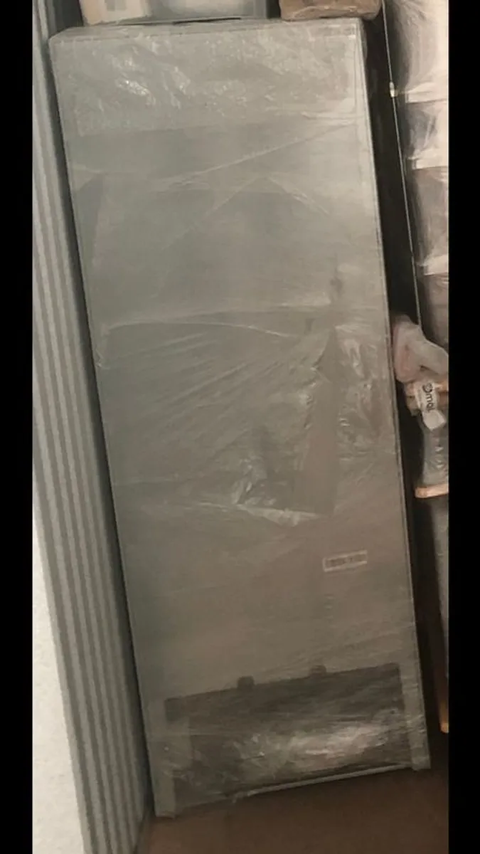 COLLECTION ONLY.    2nd hand fridge freezer - Image 1