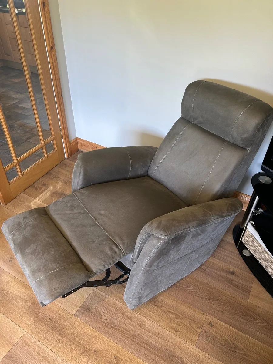 Reclining and Rocking Living Room Chair - Image 3