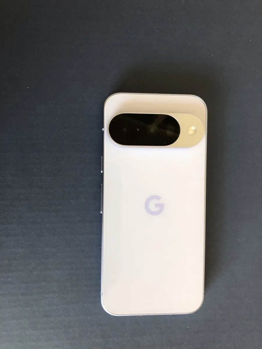 Google pixel 10 light blue 128GB - Image 2