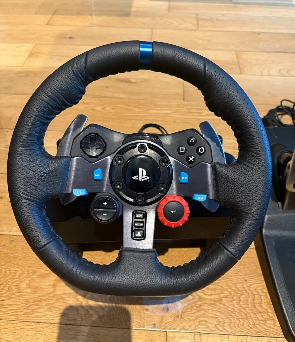 Logitech G29 Driving Force Racing Wheel + Pedals - Image 2