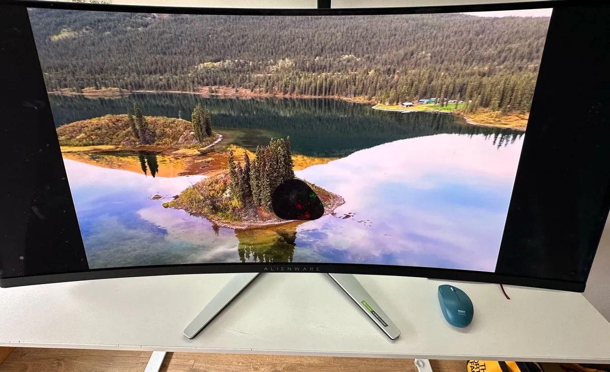 Alienware AW3423 DW monitor - Image 2