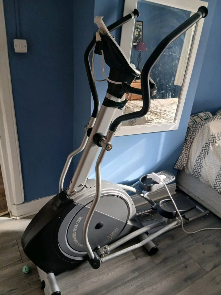 Elliptical machine - Image 1