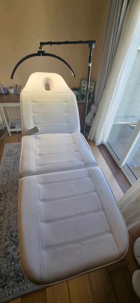 Electric beauty bed - Image 1
