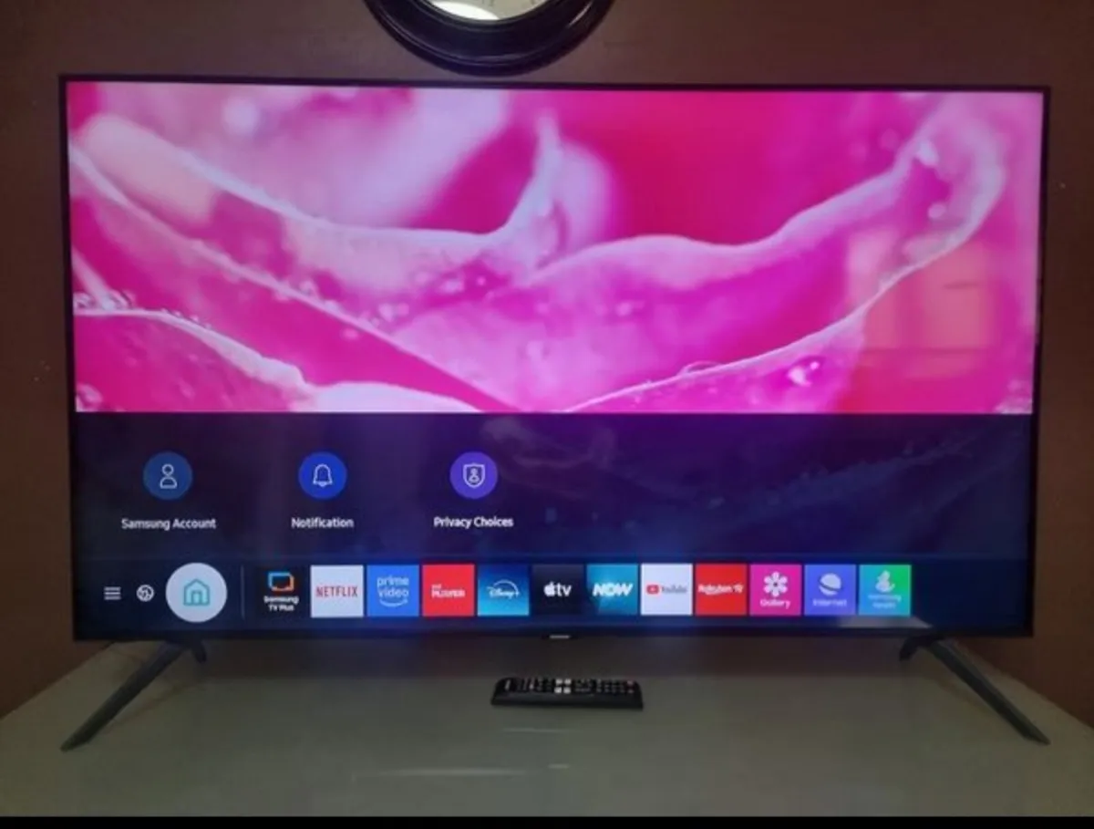 55" Samsung Crystal 4K Quantum HDR Smart TV - Image 1