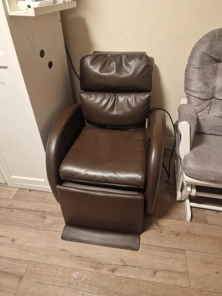 Massage chair - Image 3