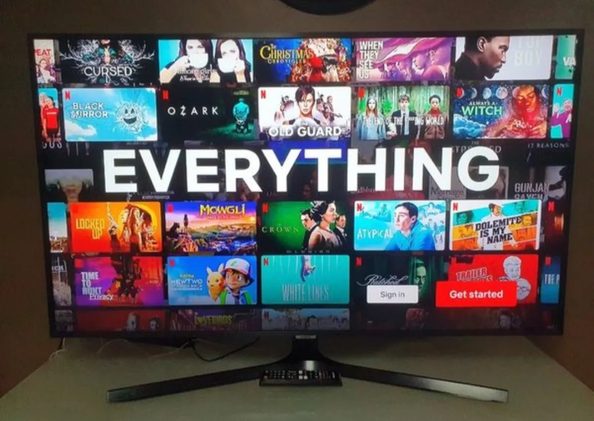50" Samsung 4K Certified Ultra HD HDR Smart LED TV - Image 4