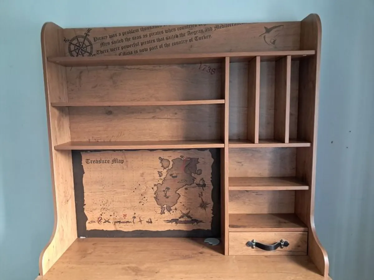 Kids pirate desk - Image 2