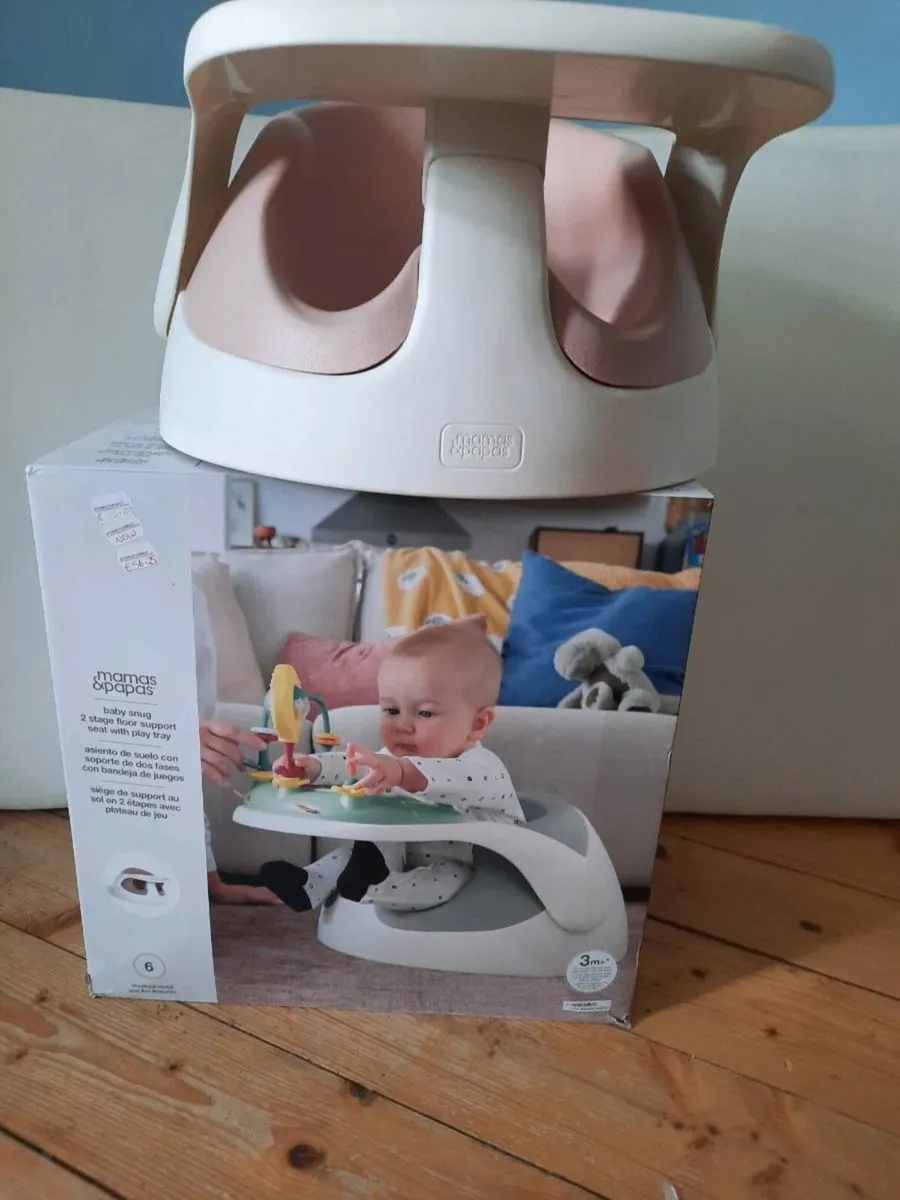 Mamas&papas  baby feeding/play chair