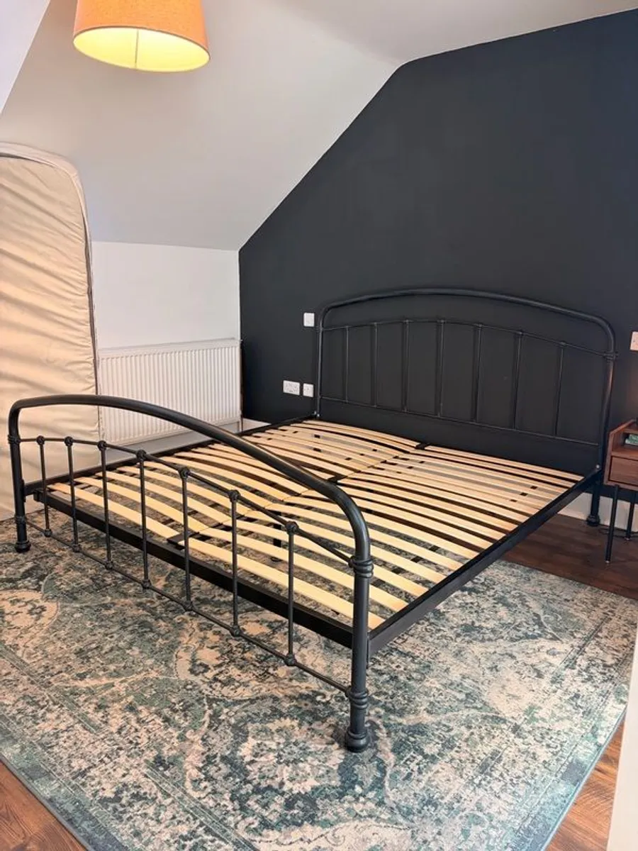 Metal Frame Superking Bed Frame - Image 3