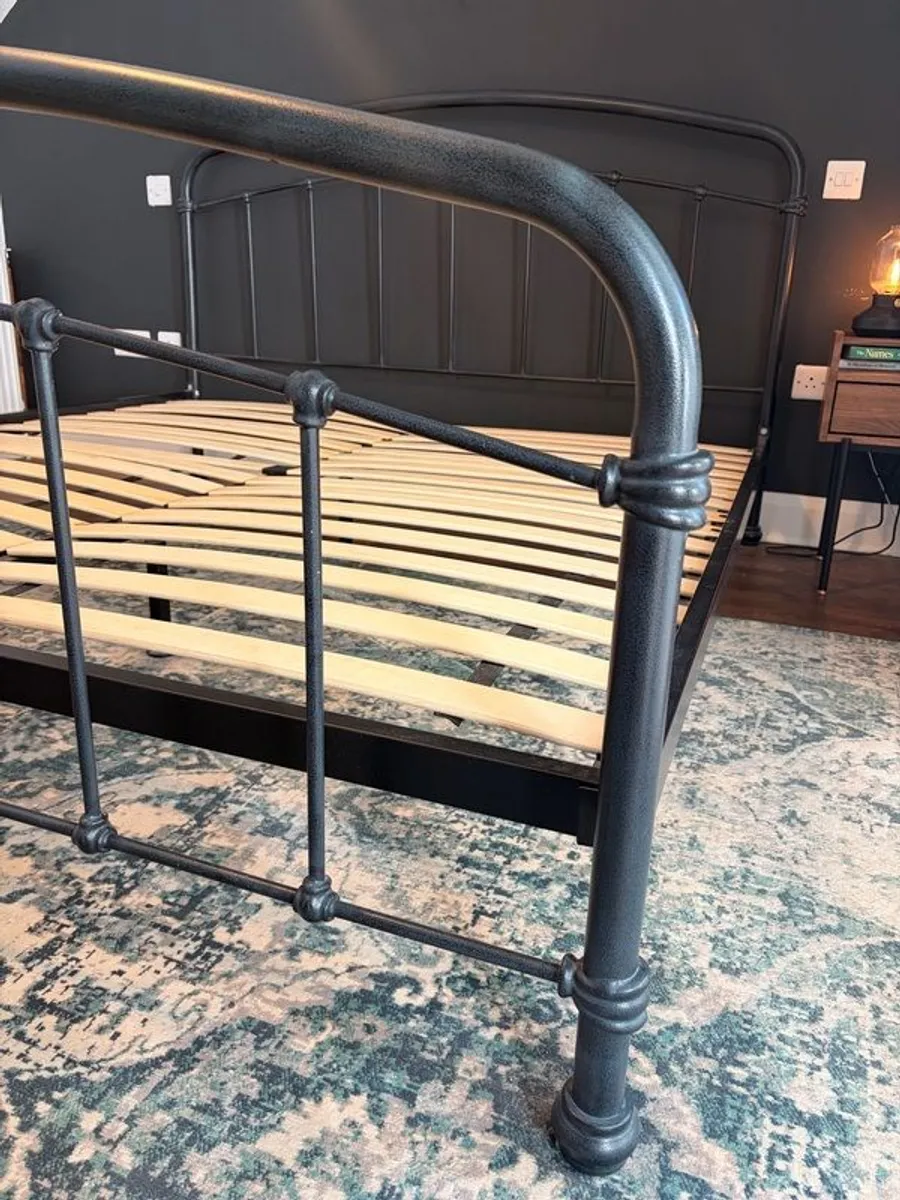 Metal Frame Superking Bed Frame - Image 1