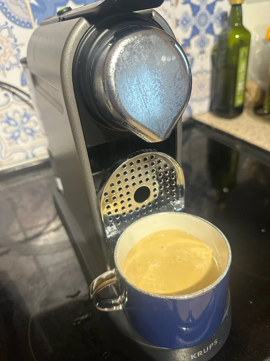 Nespresso coffee machine - Image 3