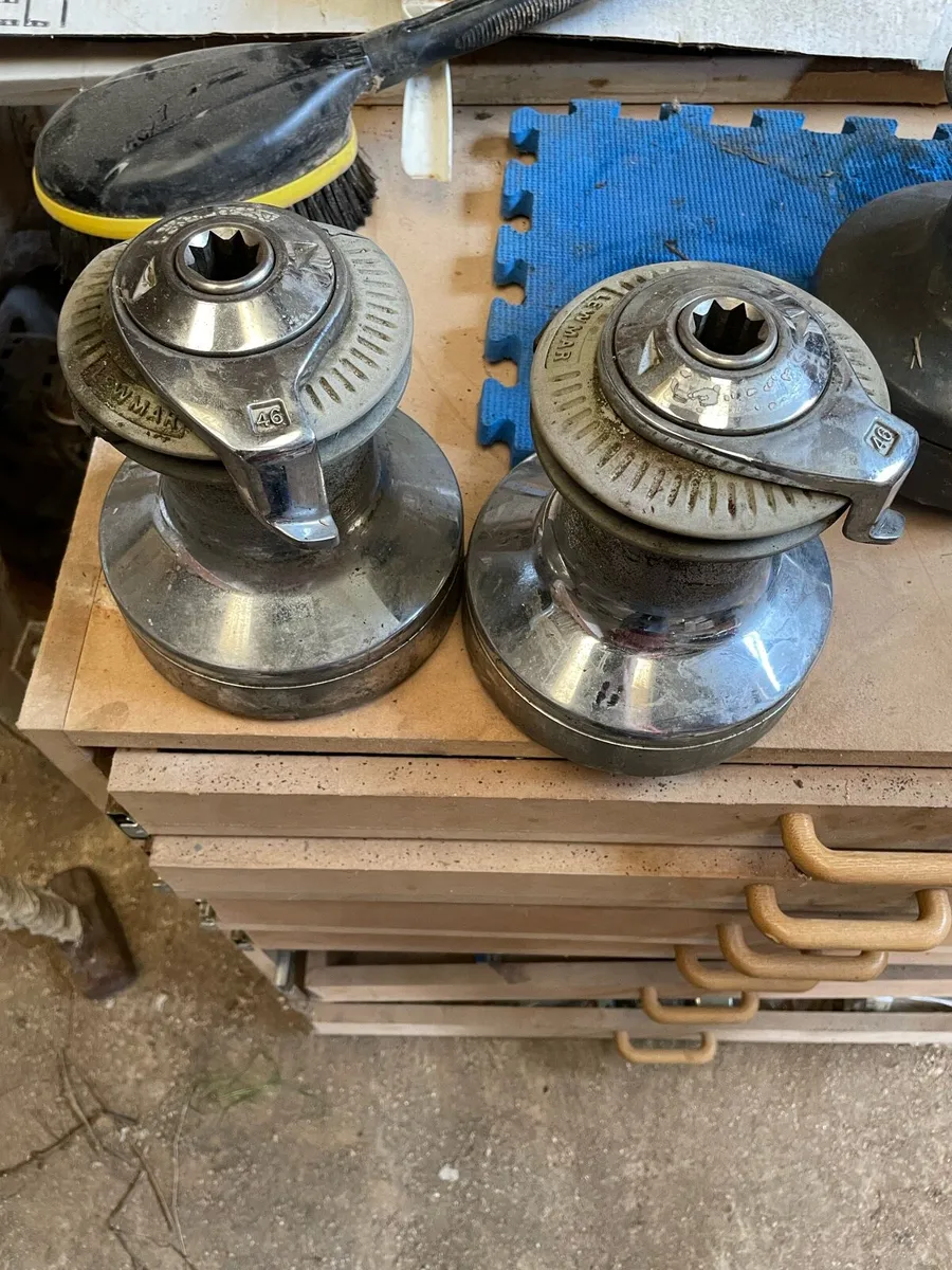 Lewmar self tailing winches