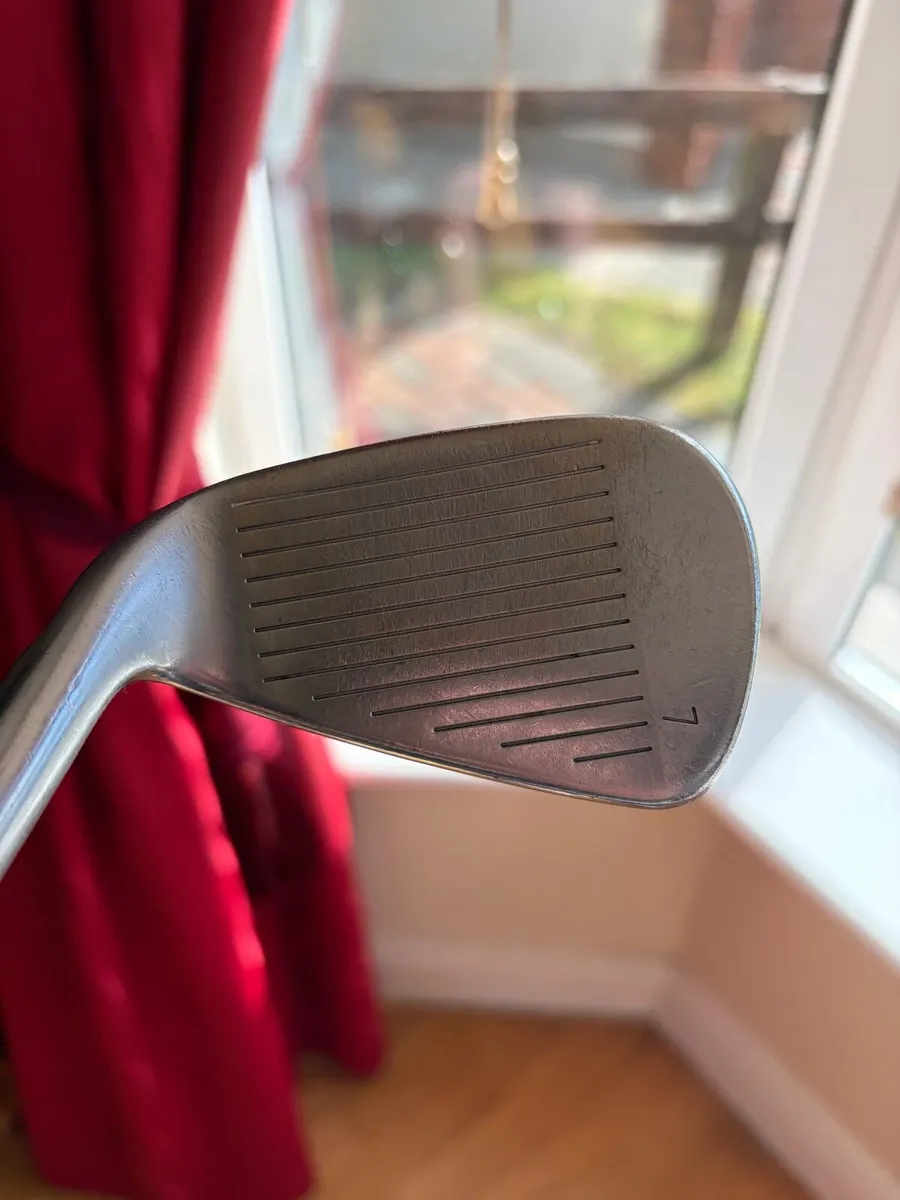 Ping i210 Golf irons - Image 3